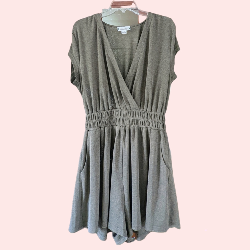 Wrap Romper Flowy Shorts Cap Short Sleeves V-Neck Heather Olive Army Green Small